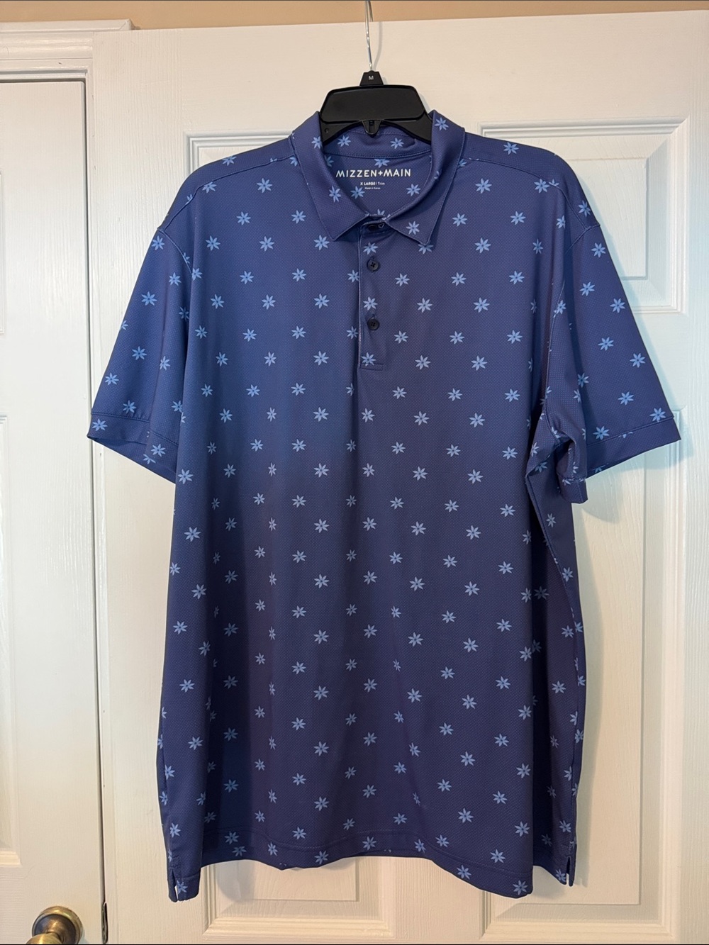Mizzen+Main Navy Polo with Light Blue Starburst Print